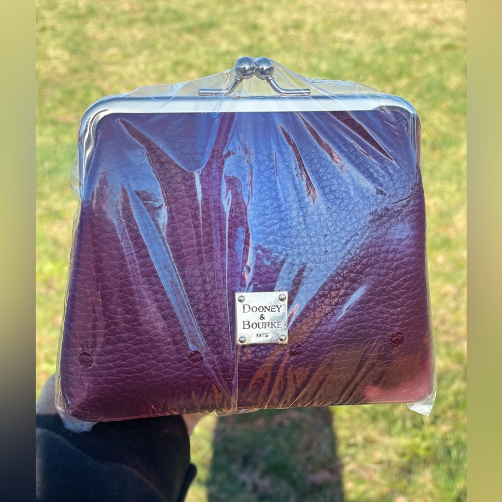 Dooney & Bourke Pebble Grain Purse